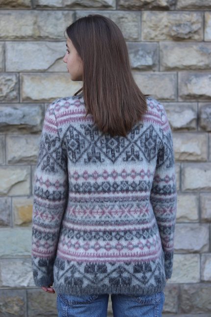 Кардиган вязаный женский с кнопками