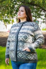 Кардиган вязаный женский на пуговицах с узором Кардиган вязаный женский на пуговицах с узором