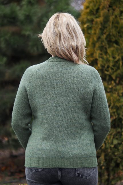 Джемпер шерстяной зеленый