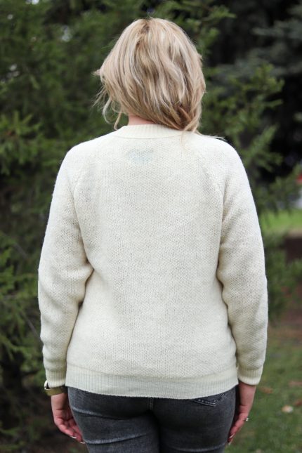 Джемпер шерстяной белый