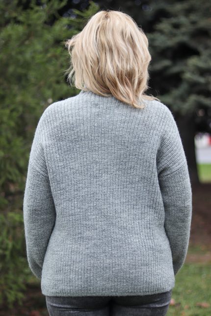 Свитер шерстяной серый