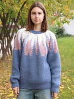 Свитер шерстяной голубой Лопапейса