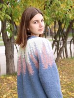 Свитер шерстяной голубой Лопапейса