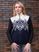 Жилет вязаный женский с узором Жилет вязаный женский с узором