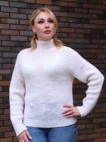 Свитер шерстяной белый Свитер шерстяной белый