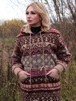 Жакет шерстяной с капюшоном