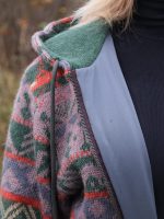 Жакет шерстяной с капюшоном Жакет шерстяной с капюшоном