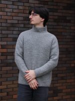 Зимний мужской свитер однотонный Зимний мужской свитер однотонный