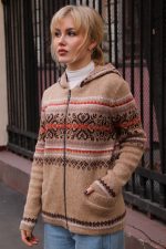 Кардиган вязаный женский с капюшоном Кардиган вязаный женский с капюшоном