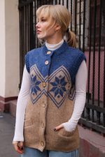 Жилет вязаный женский с узором Жилет вязаный женский с узором