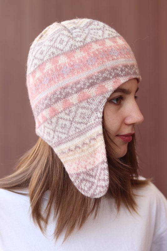 Шапка-ушанка шерстяная розовая